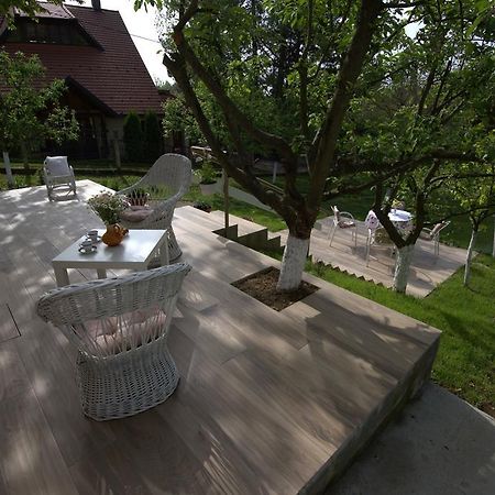 Apartment Honey And Milk Vrdnik Εξωτερικό φωτογραφία